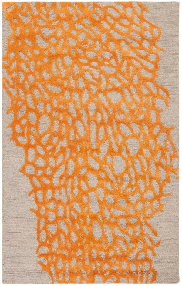 BLOSSOM Hand Hooked 9' x 12' area rug