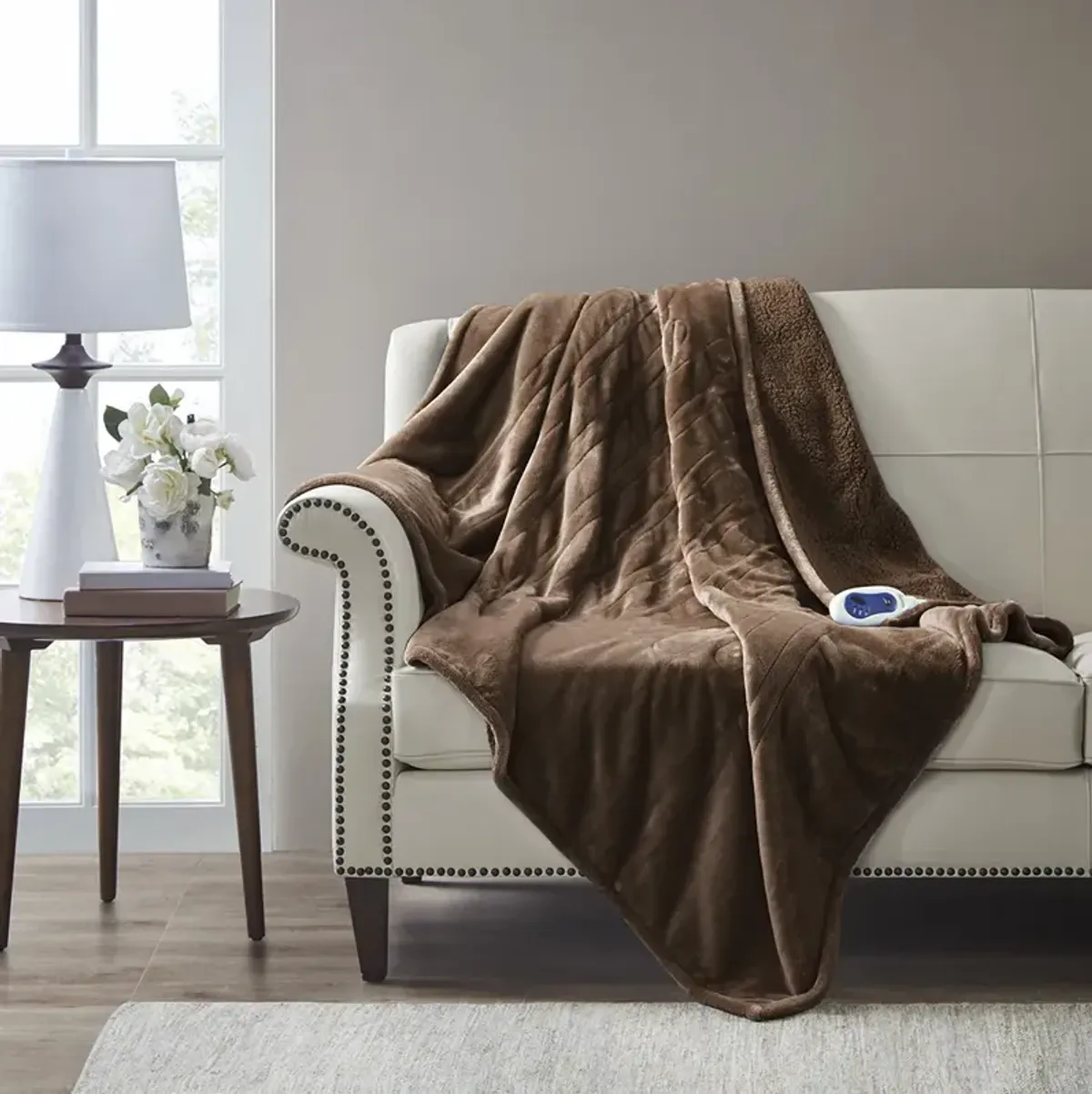 Beautyrest Heated Microlight to Berber Brown Throw