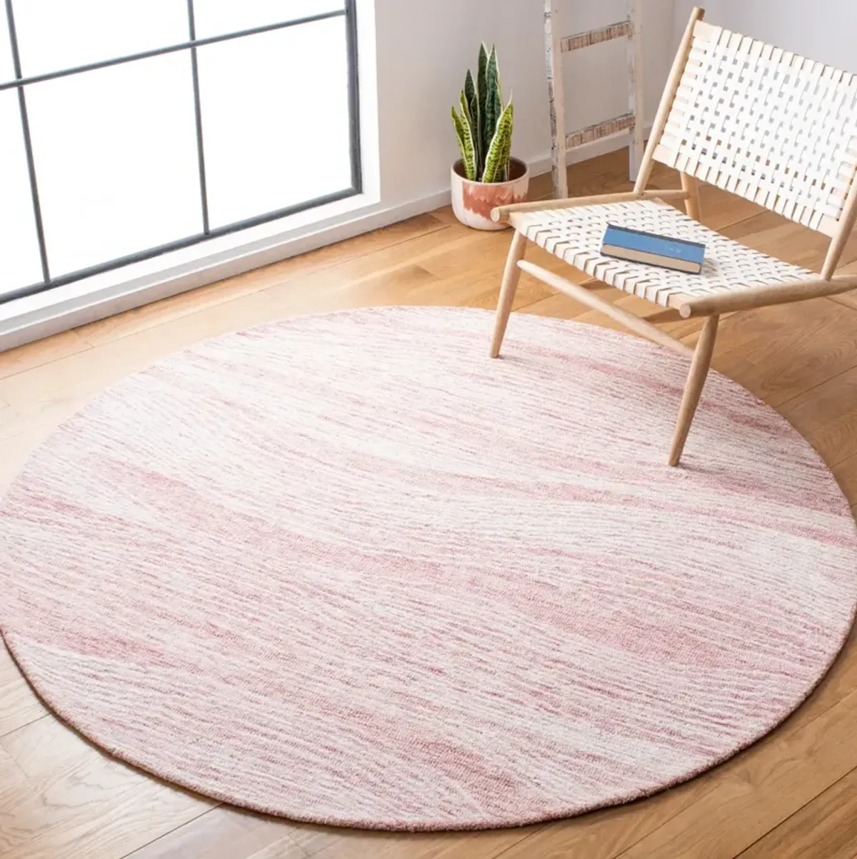 METRO 995 PINK  4' x 4' Round Round Rug