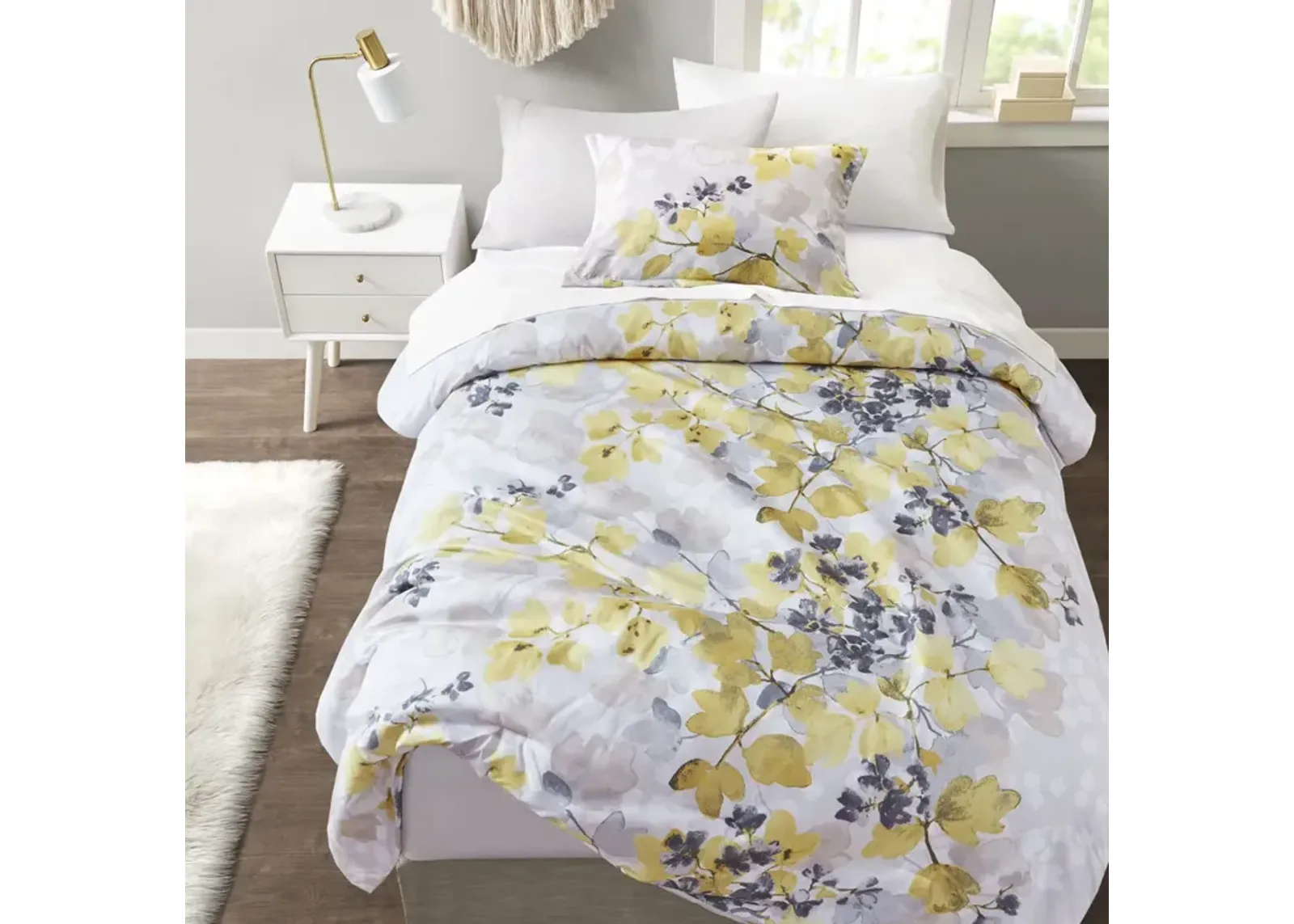 Madison Park Essentials Alexis Yellow Comforter Set with Bed Sheets