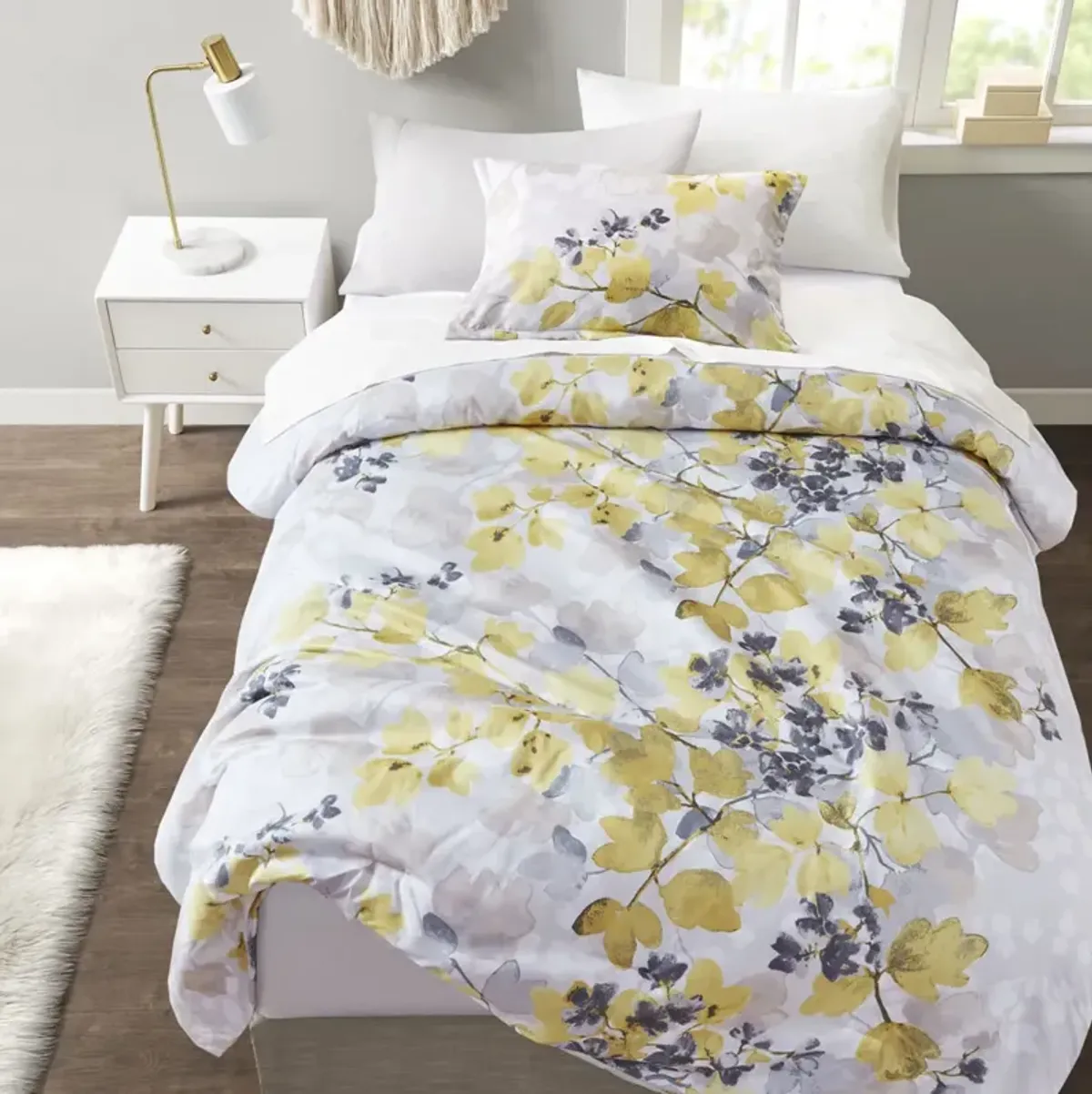 Madison Park Essentials Alexis Yellow Comforter Set with Bed Sheets