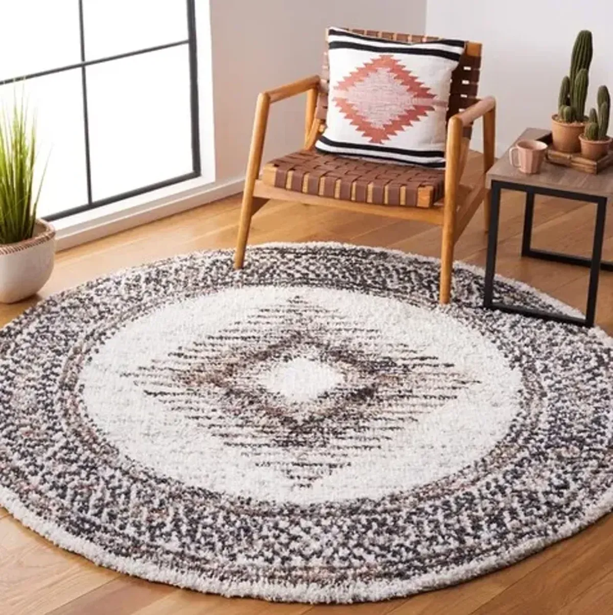 JERICHO SHAG 110 Black  3' X 3' Round Round Rug