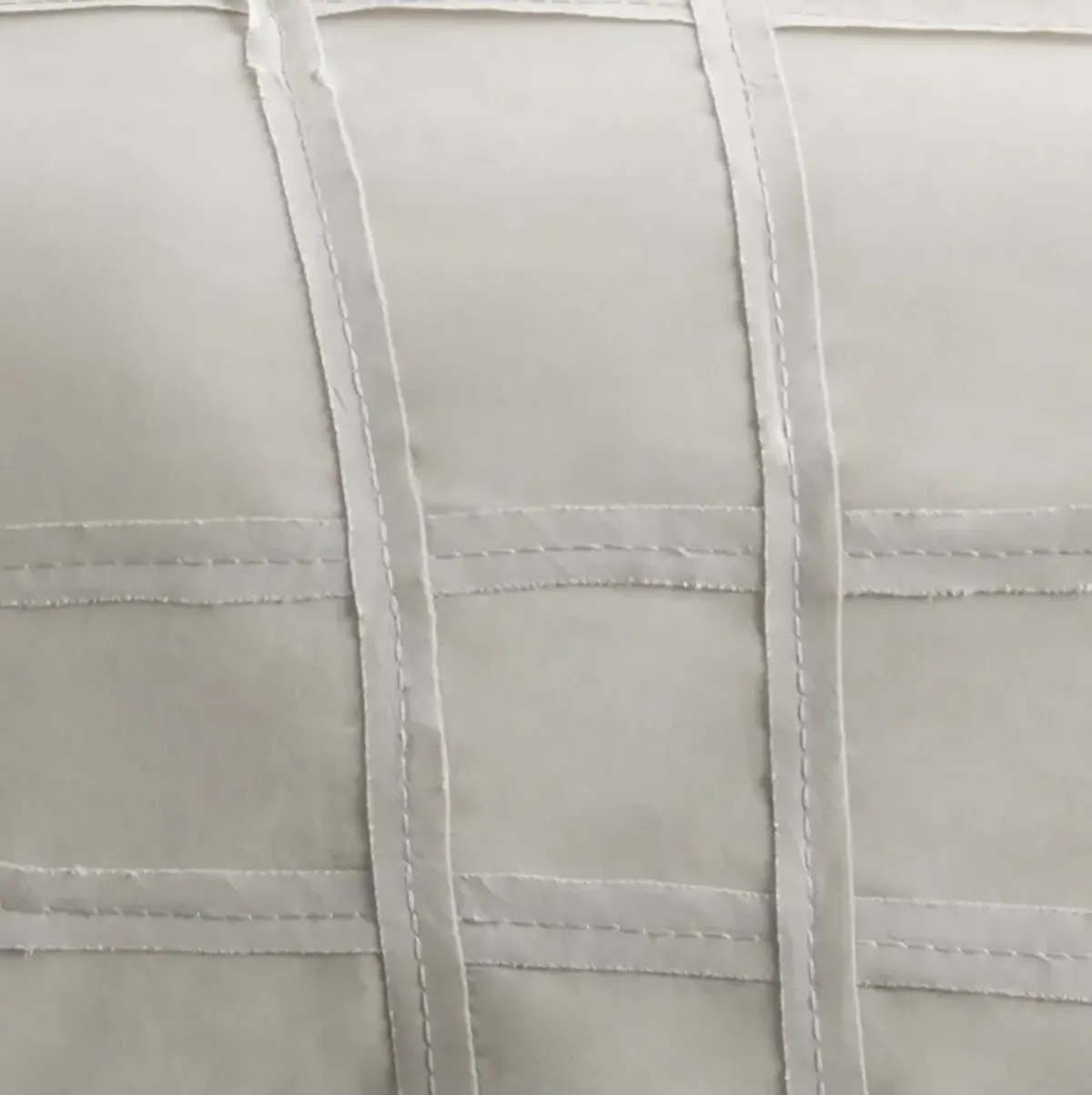 Haru HRU-1000 26"H x 26"W Sham