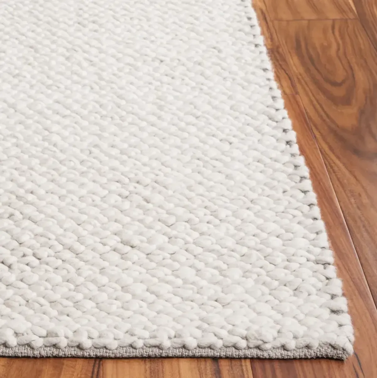 NATURA 704 IVORY 6' x 9' Medium Rectangle Rug