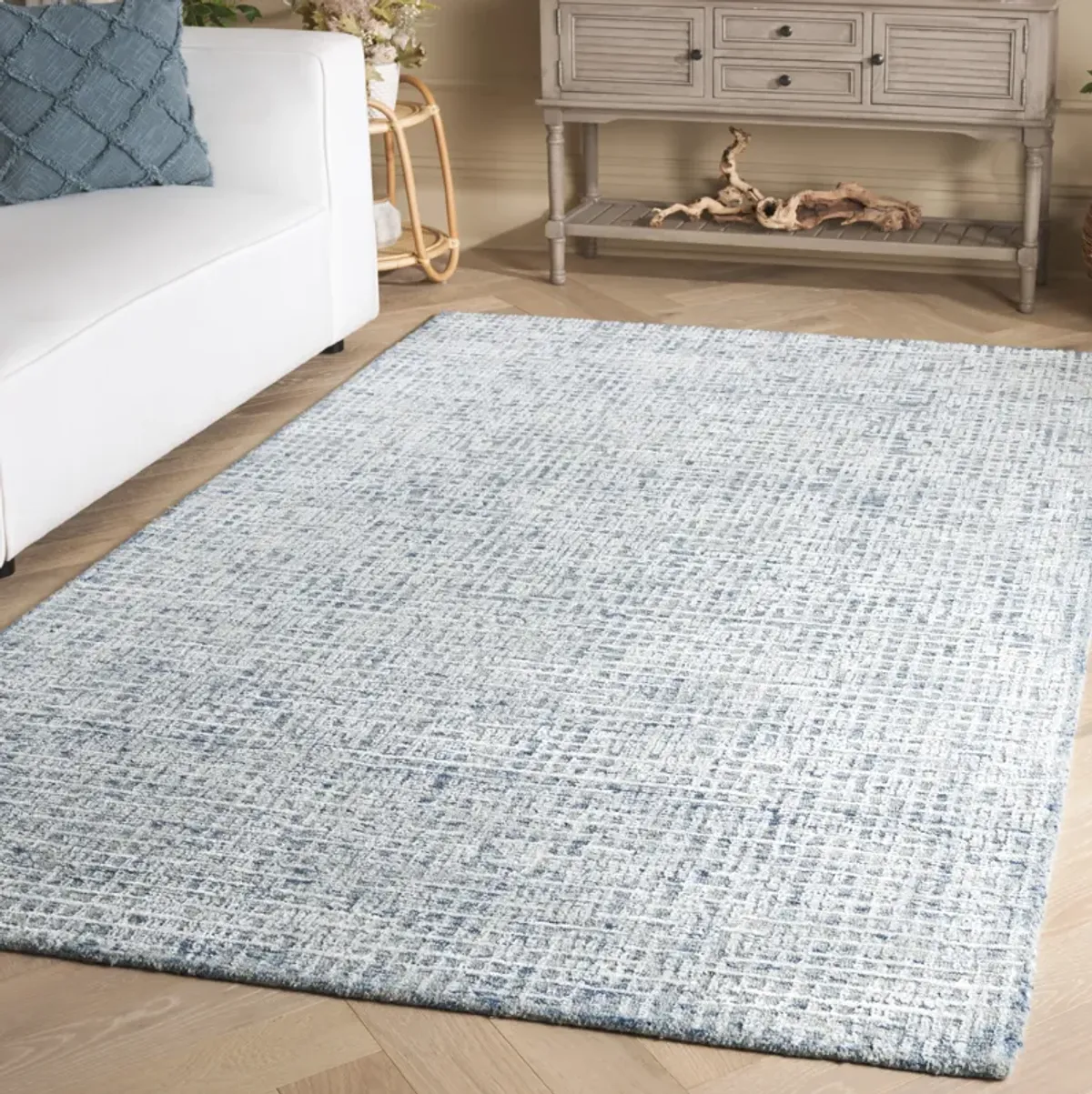 GLAMOUR Hand Tufted 8' x 10' area rug