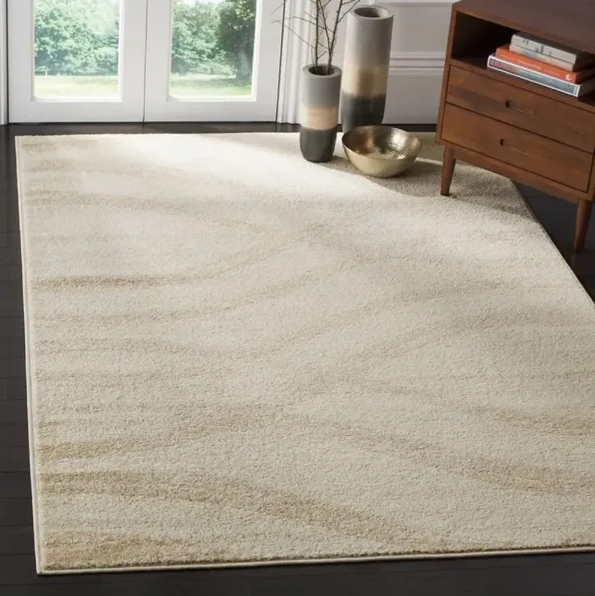 Adirondack Contemporary Cream / Champagne 2'-6" X 10' Powerloomed Rug