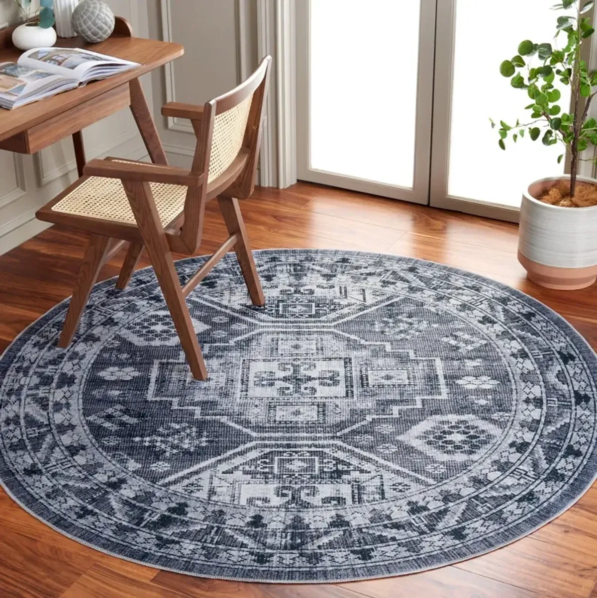 ARIZONA 108 Green 6' X 6' Round Round Rug