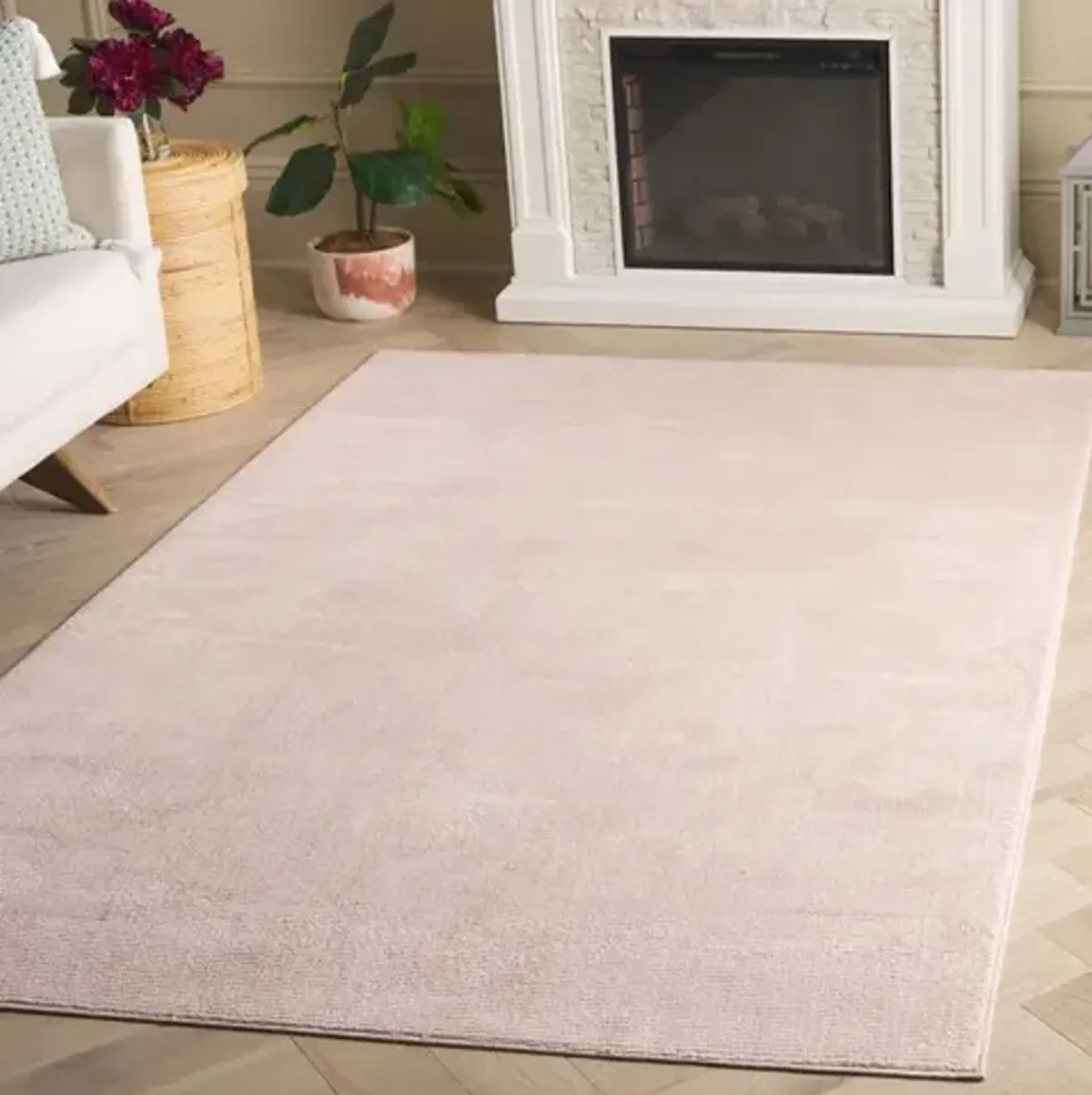 REVIVE 102 Pink 4' X 6' Small Rectangle Rug