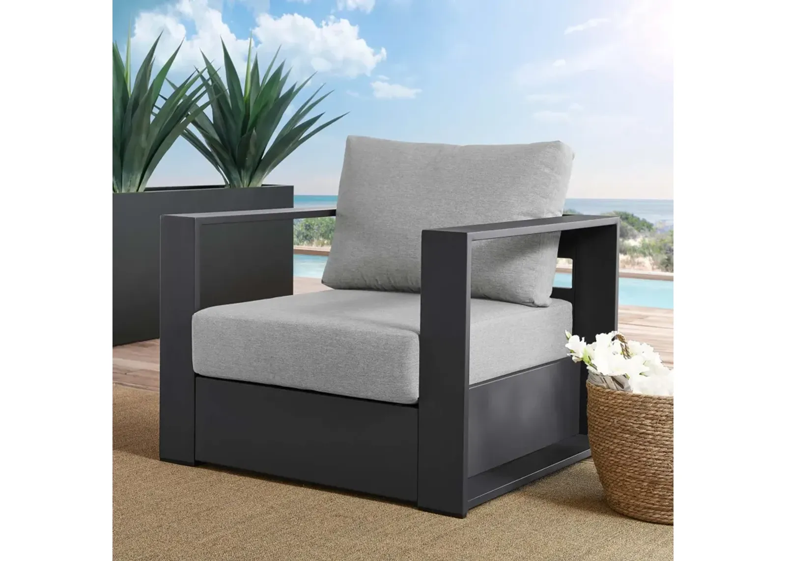 Tahoe Outdoor Patio Armchair