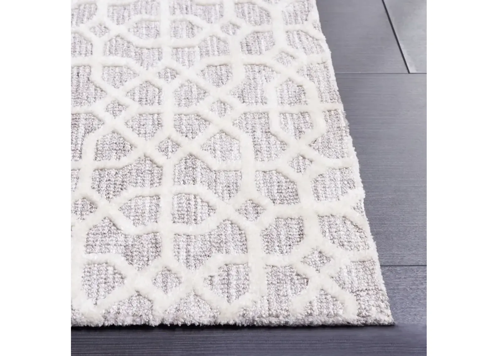 AUDREY 103 Beige 2'-3' X 8' Runner Rug