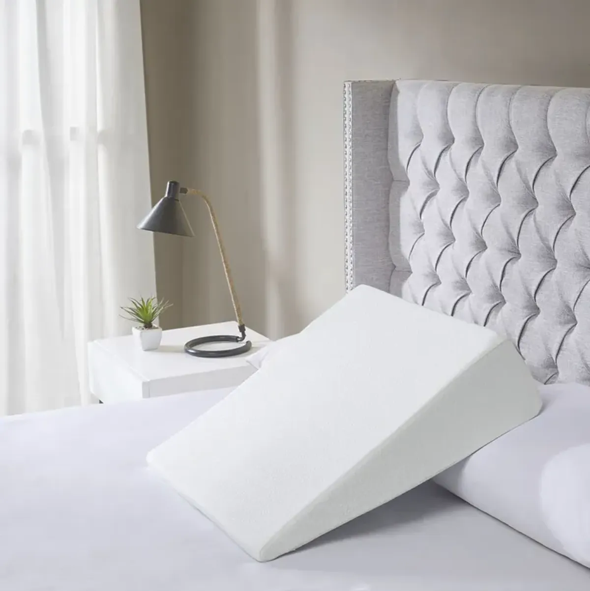 Sleep Philosophy Memory Foam White Wedge Pillow