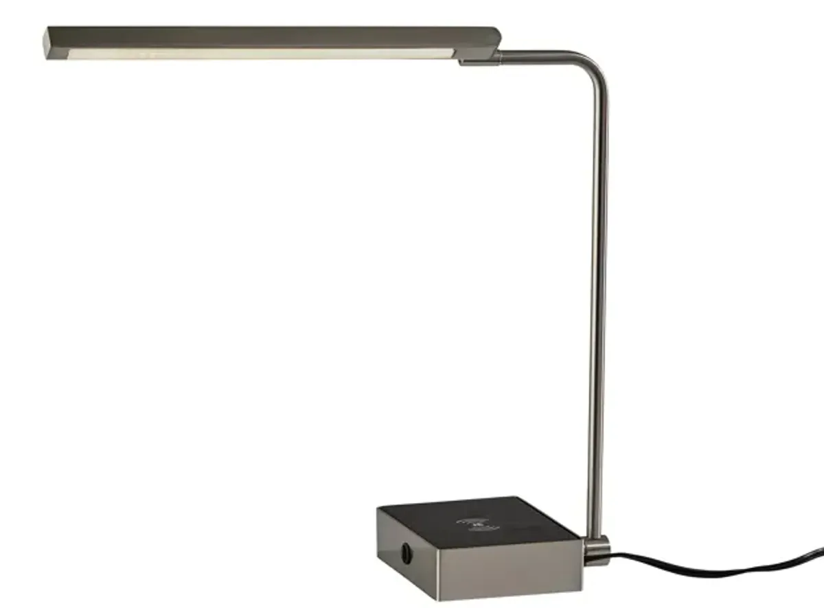 Sawyer LED AdessoCharge Wireless Charging Desk Lamp