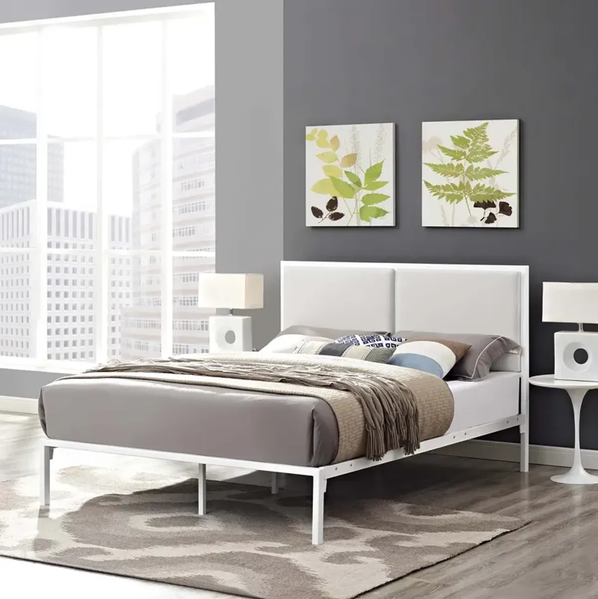 Della King Vinyl Bed