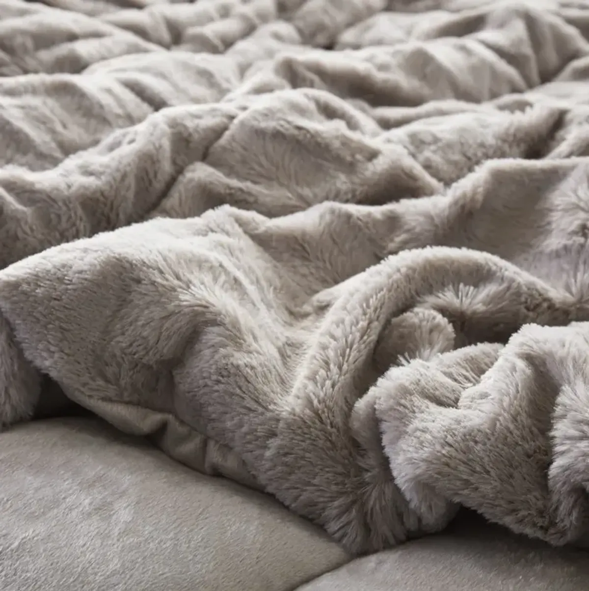 Solid Faux Fur Comforter Mini Set