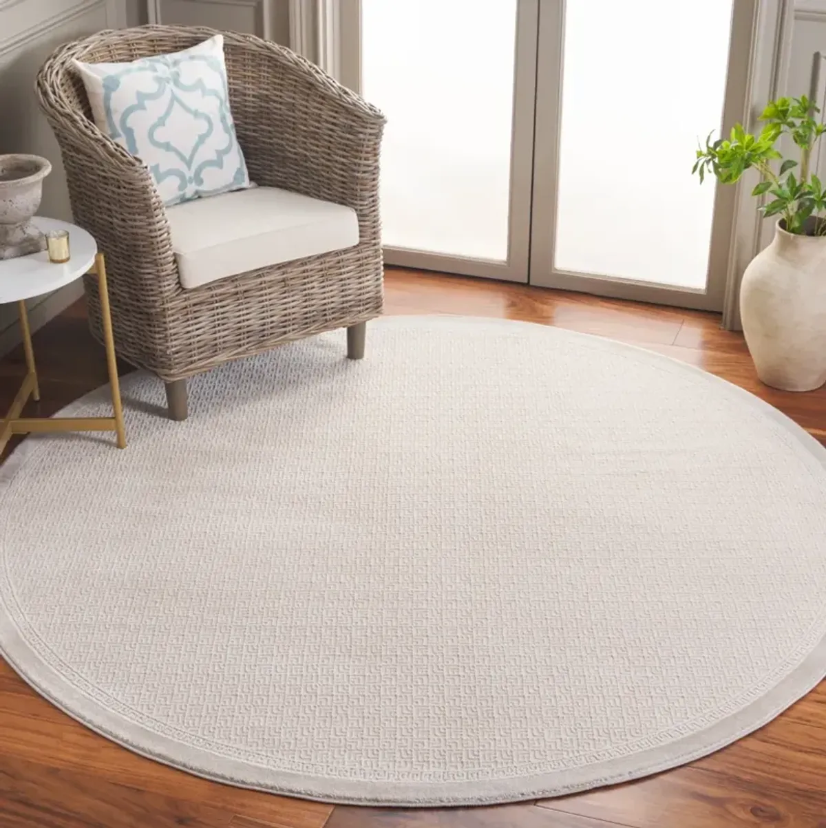 PRESTIGE 132 BEIGE 6'-7' x 6'-7' Round Round Rug