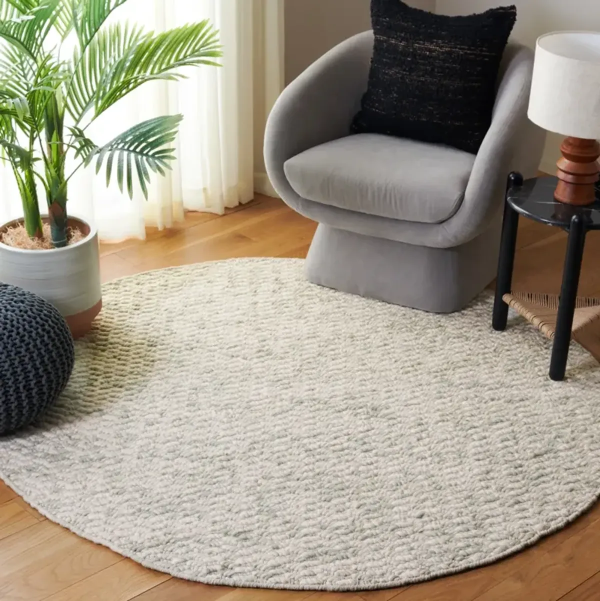 NATURA 717 GREEN  6' x 6' Round Round Rug