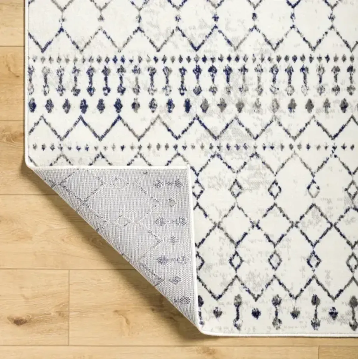 Pisa PSS-2367 5' x 7' Machine Woven Rug