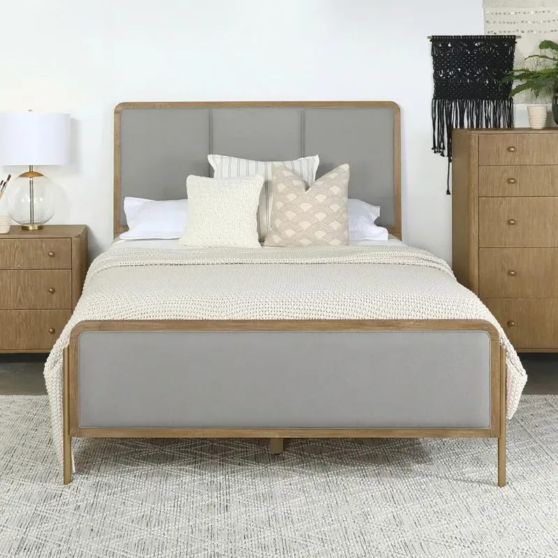 Arini Upholstered Bed 