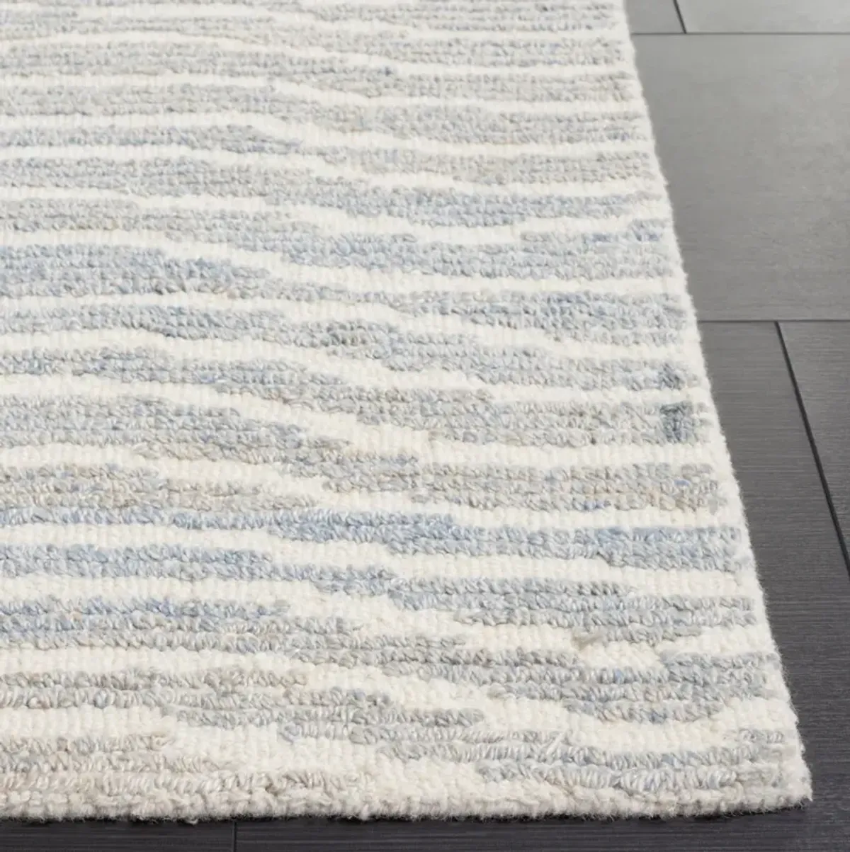 RENEWAL 203 LIGHT BLUE  2'-3' x 8' Runner Rug