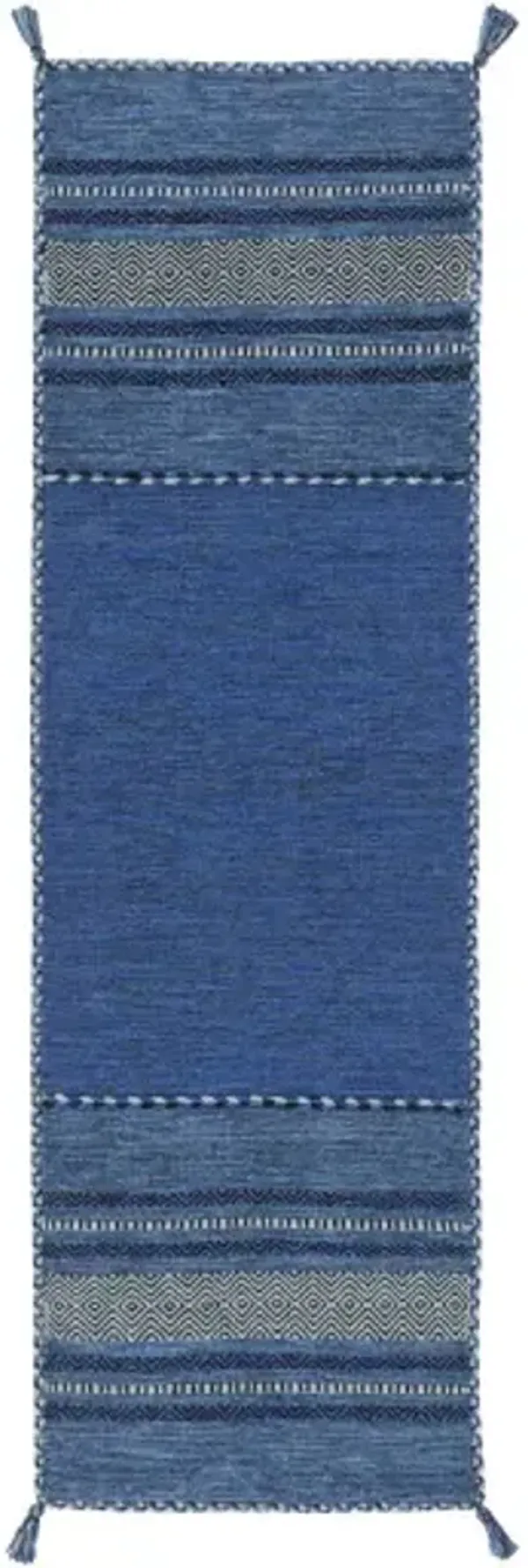 Trenza 2'6" x 8' Rug
