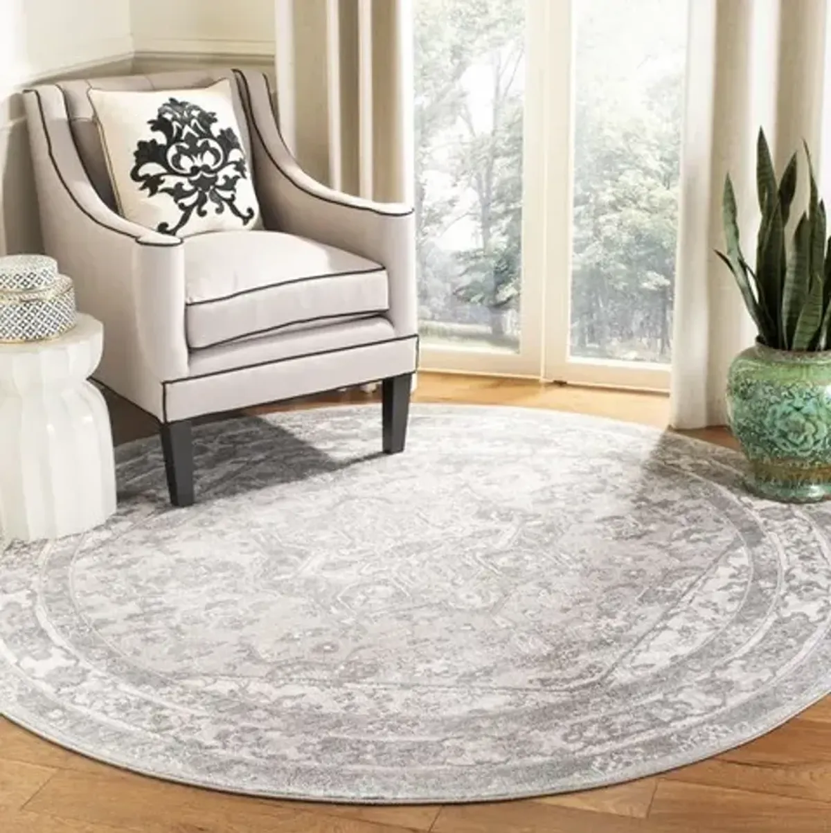 Brentwood 852 Cream / Grey 3' X 3' Round Round Powerloomed Rug