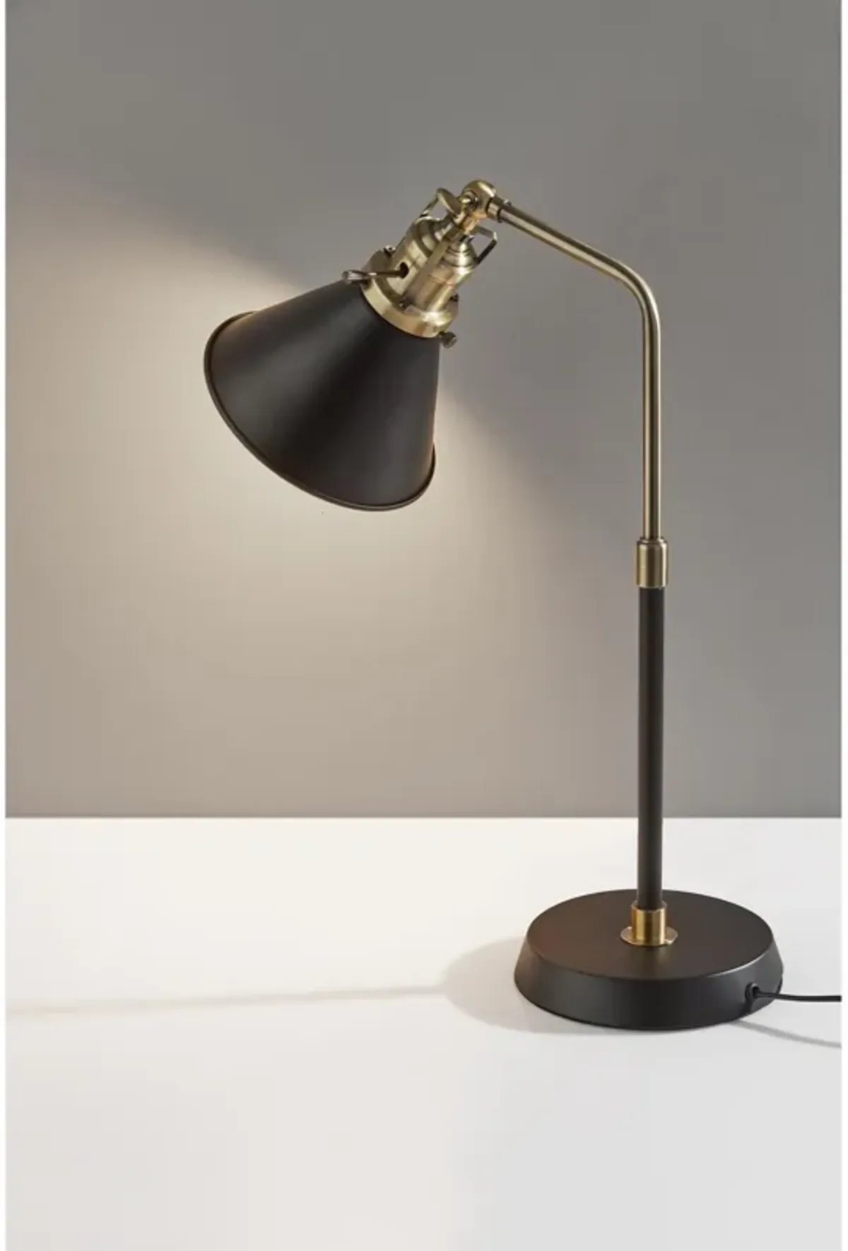 Arthur Desk Lamp