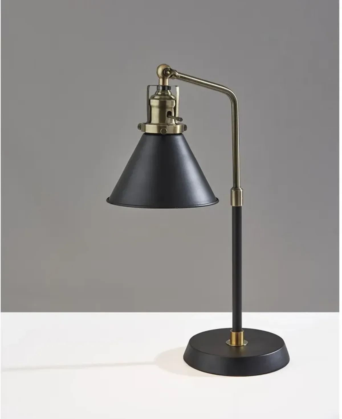 Arthur Desk Lamp