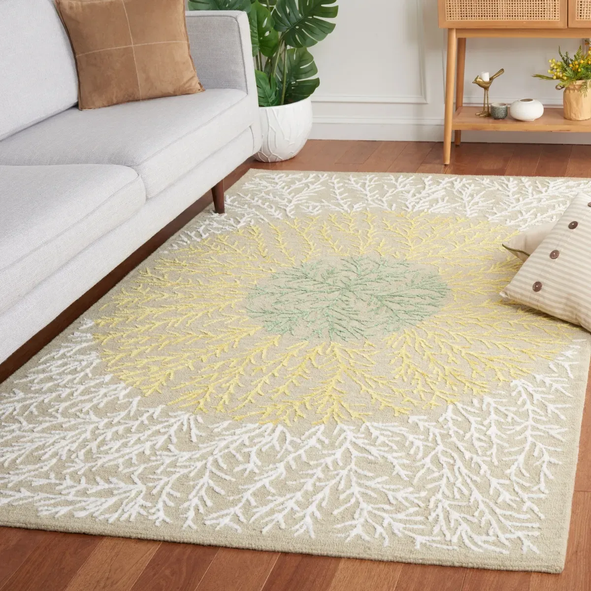 SOHO 257 BEIGE  8' x 10' Large Rectangle Rug