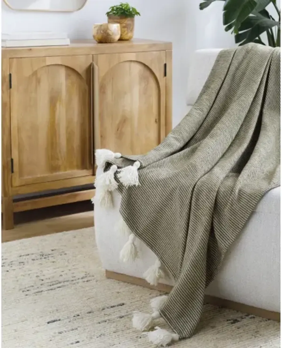 Kapri BOKI-1003 50"W x 60"L Throw