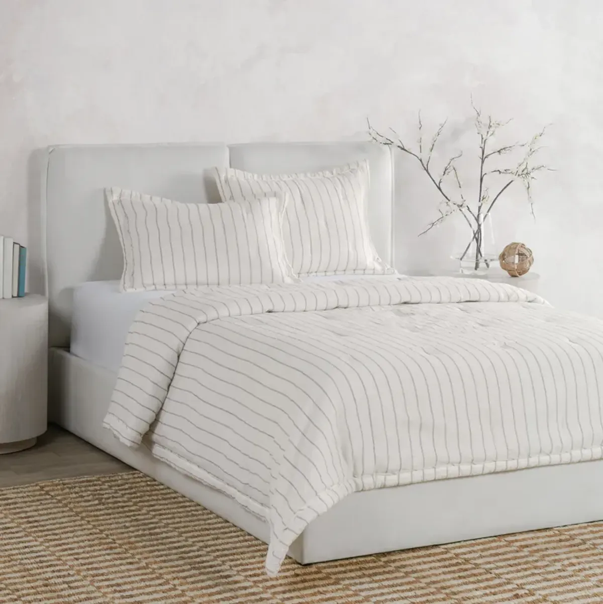 Monaco Ivory 3pc King Comforter Set