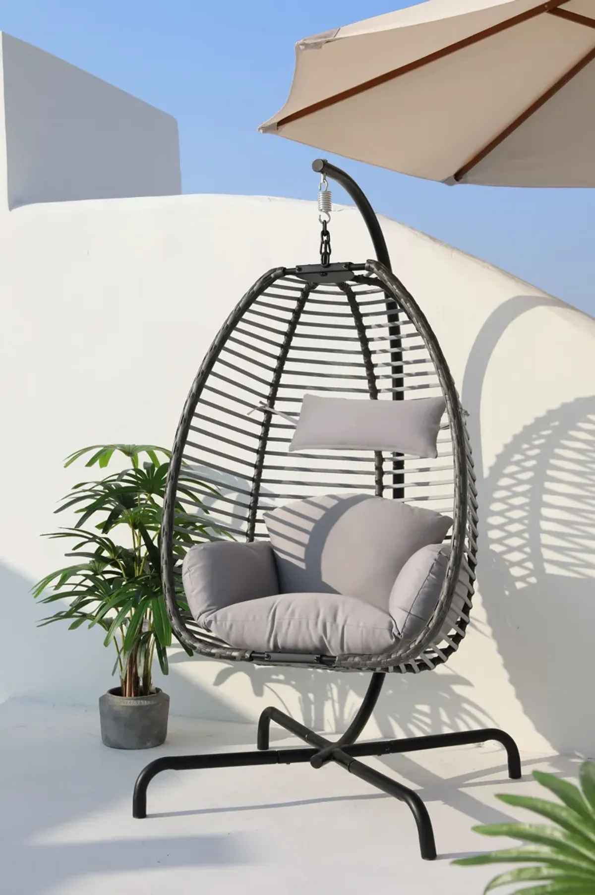 Ultra Hanging Chair with Stand