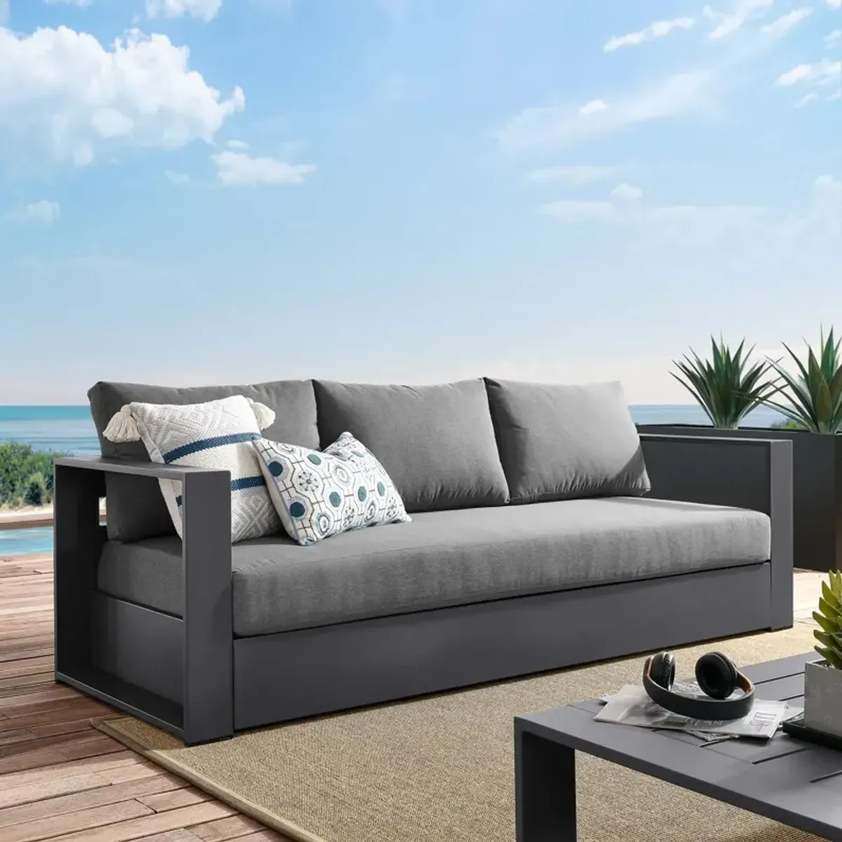 Tahoe Outdoor Patio Sofa