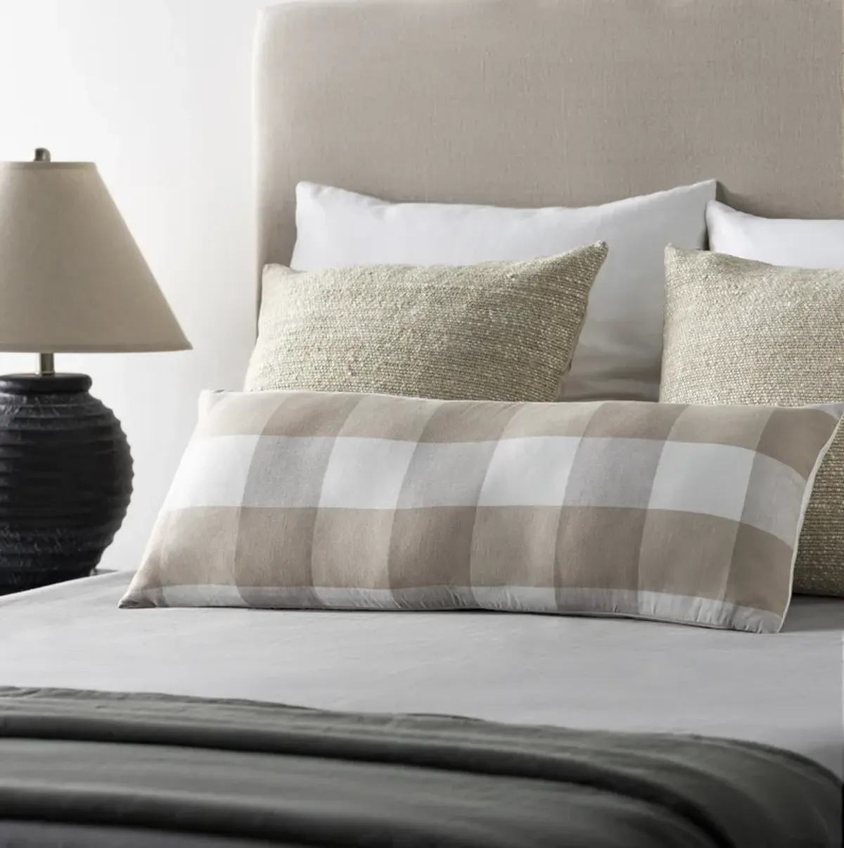 Dakota DOK-001 14"L x 36"W Lumbar Pillow