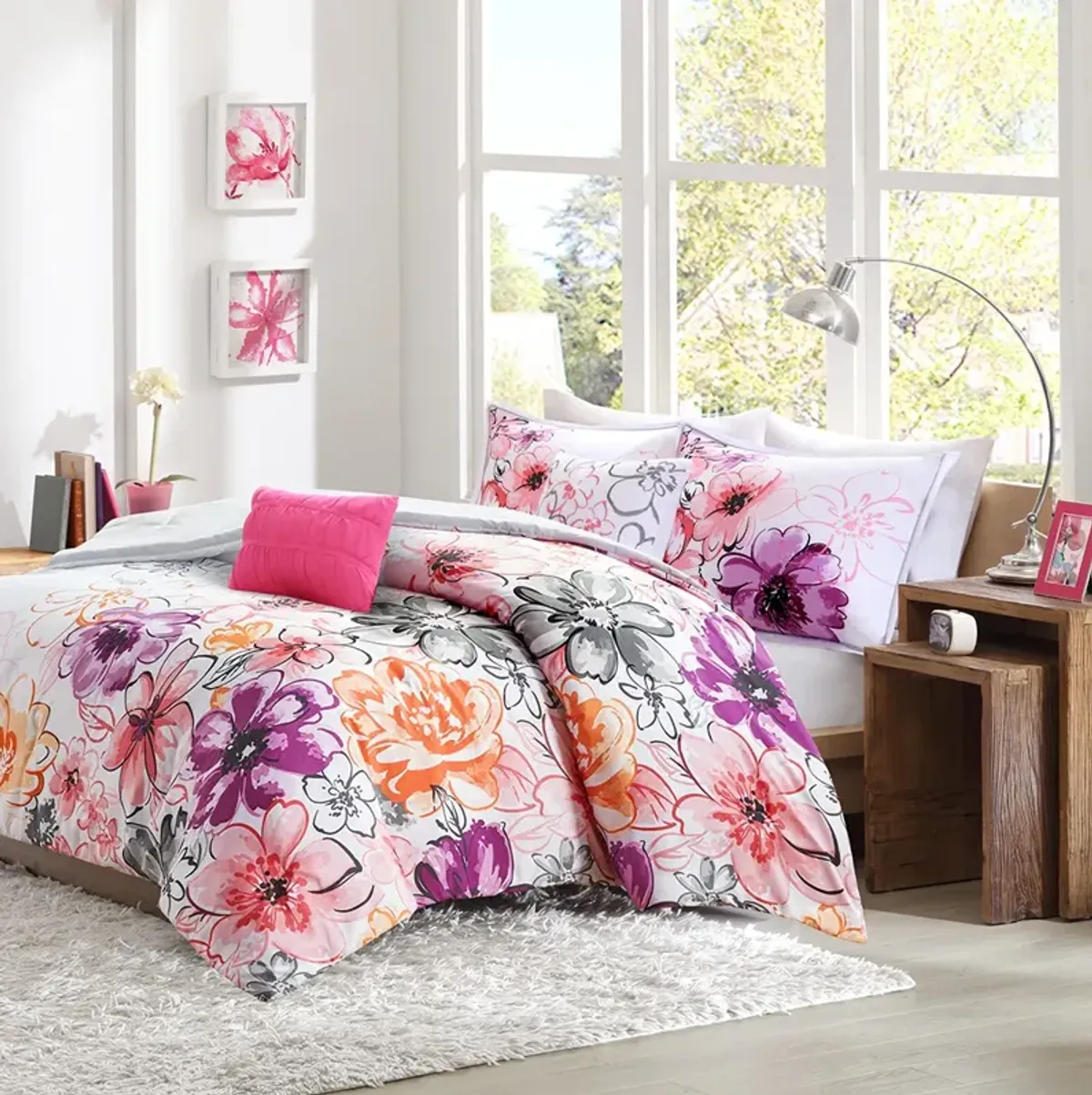 Intelligent Design Olivia Pink Floral Comforter Set