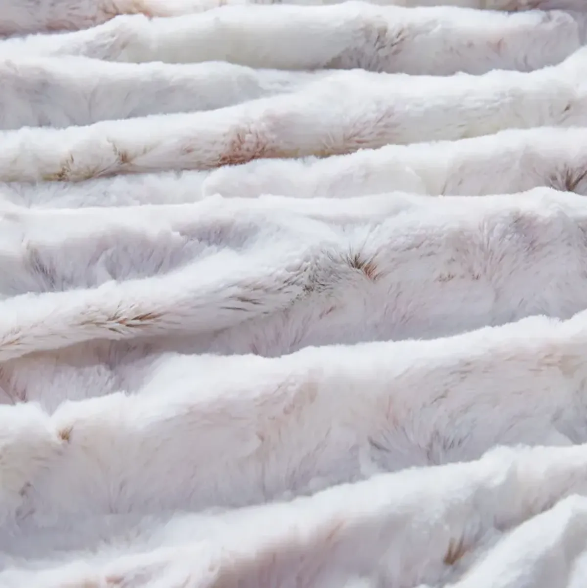 Madison Park Sachi Blush Oversized Faux Fur Throw