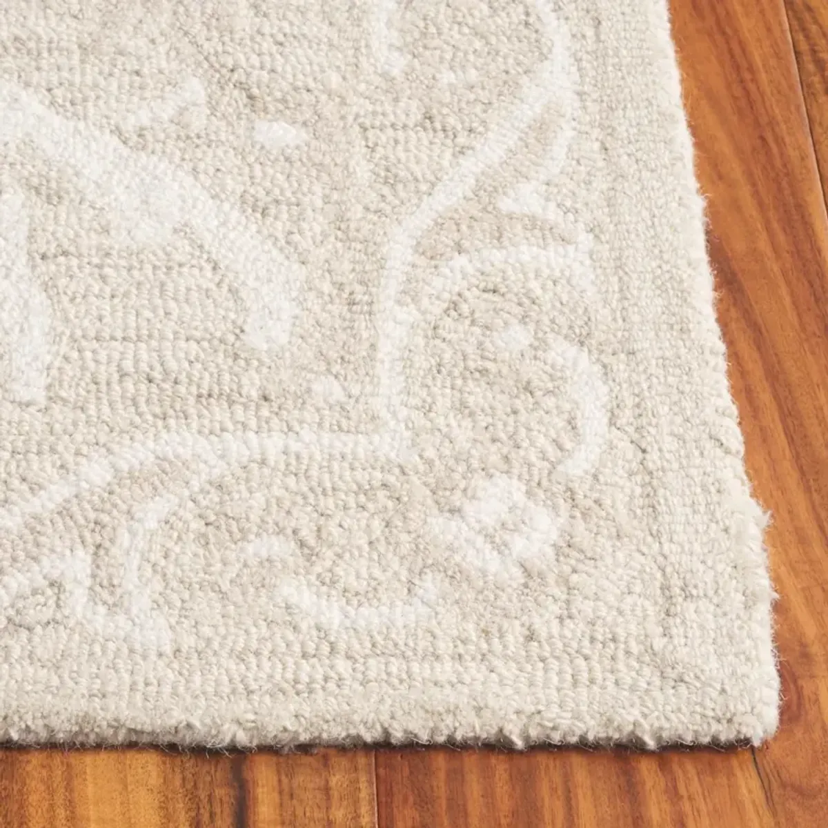 BLOSSOM 116 BEIGE  2'-3' x 8' Runner Rug