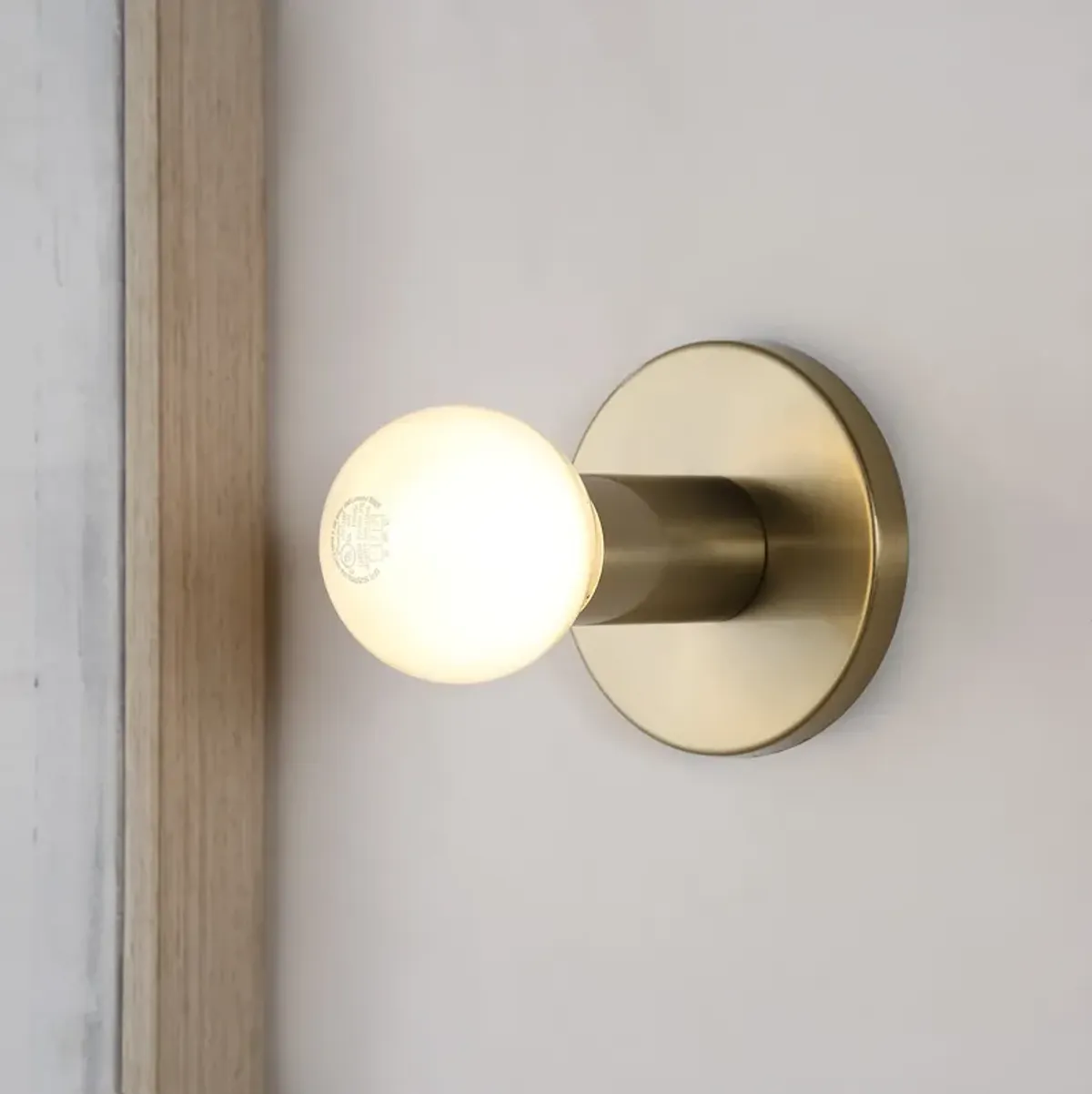 Dania Wall Sconce