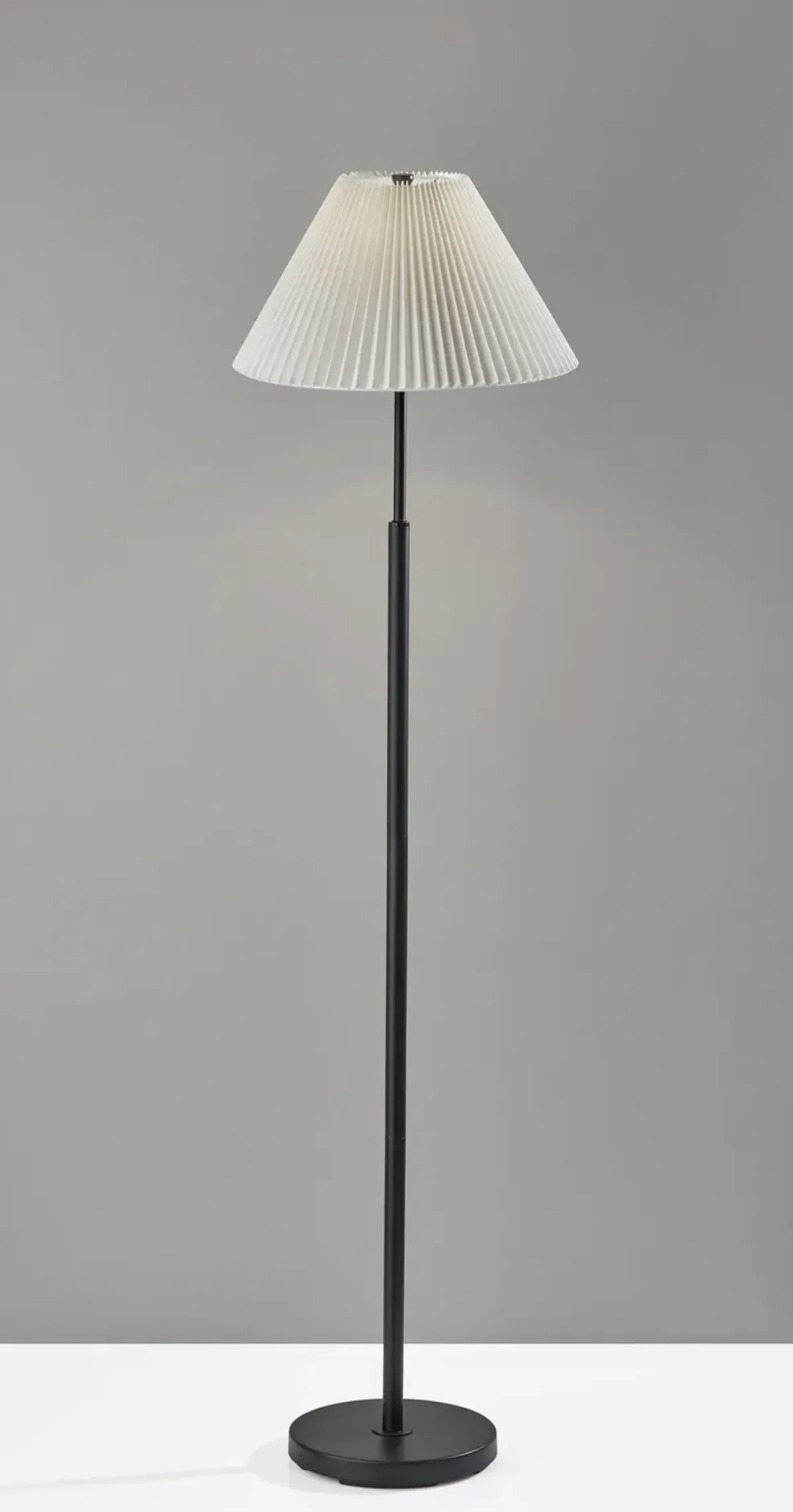 Jeremy Floor Lamp- Black