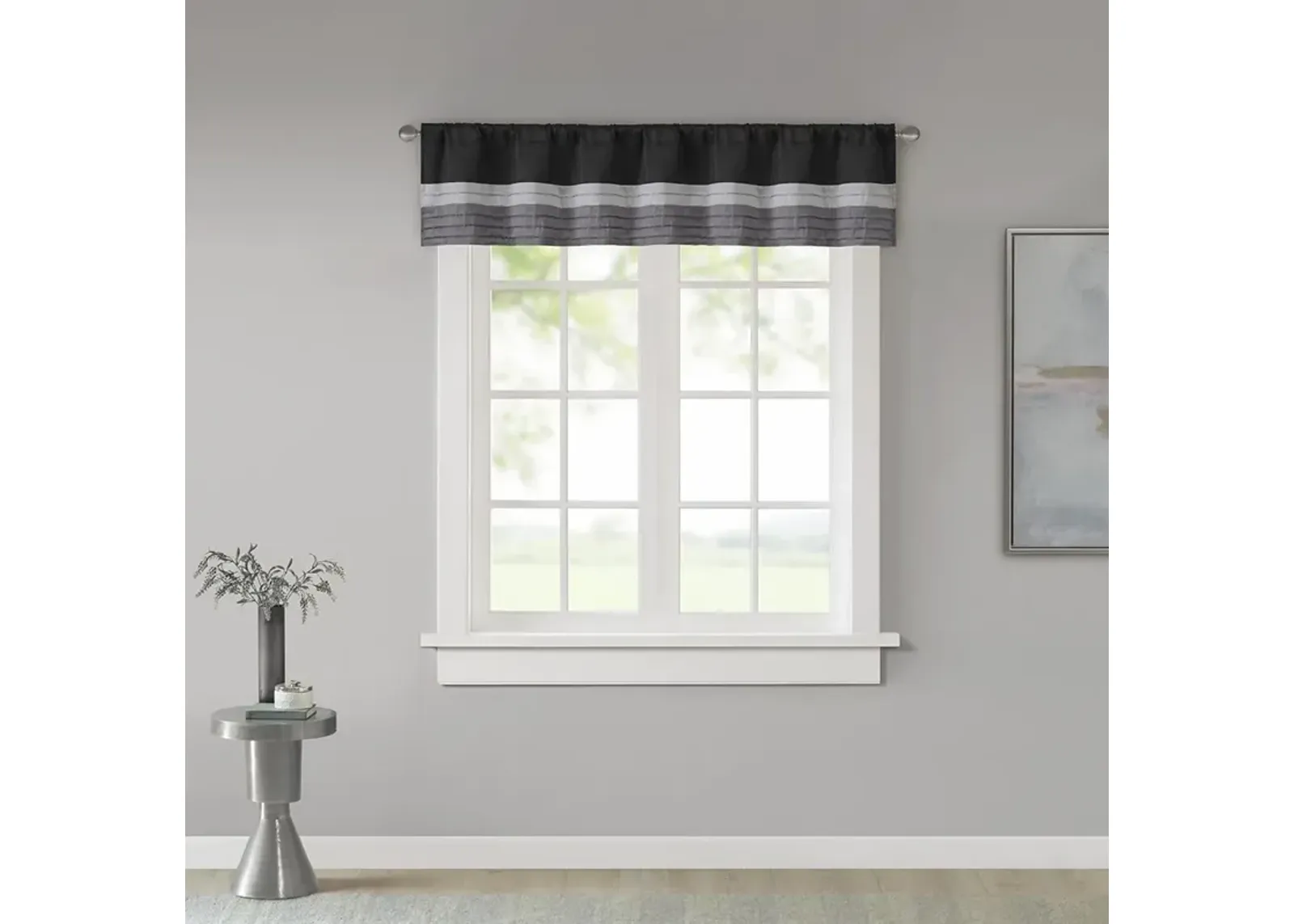 Madison Park Amherst Black Polyoni Pintuck Window Valance