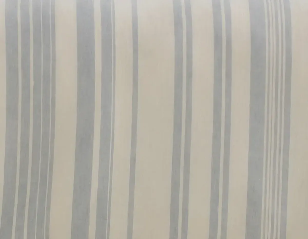 Baris BIS-1001 26"H x 26"W Sham