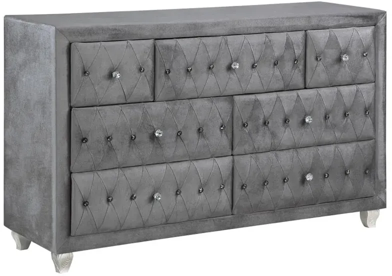 Deanna 7-drawer Rectangular Dresser Grey