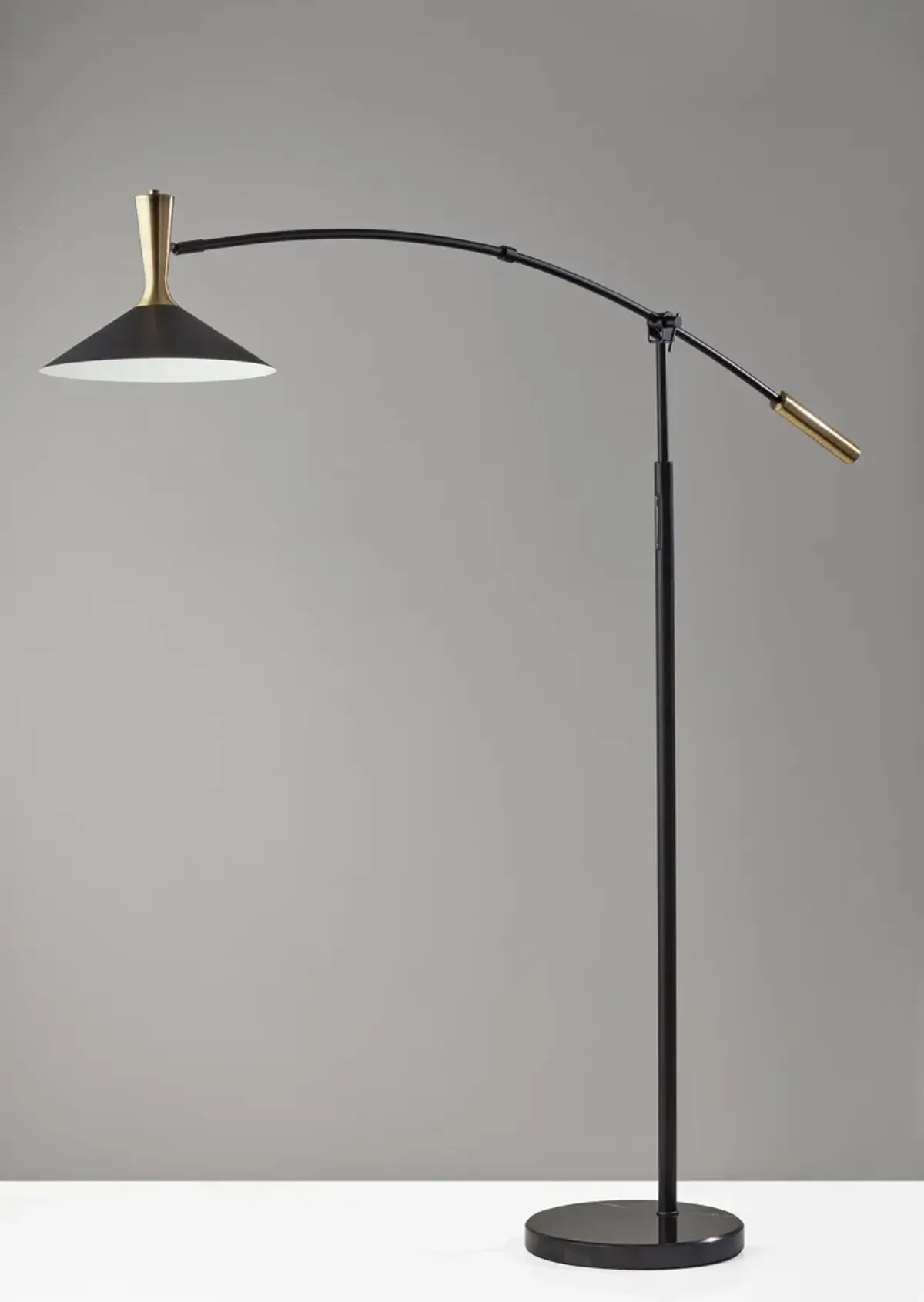 Bradley LED Arc Lamp w. Smart Switch