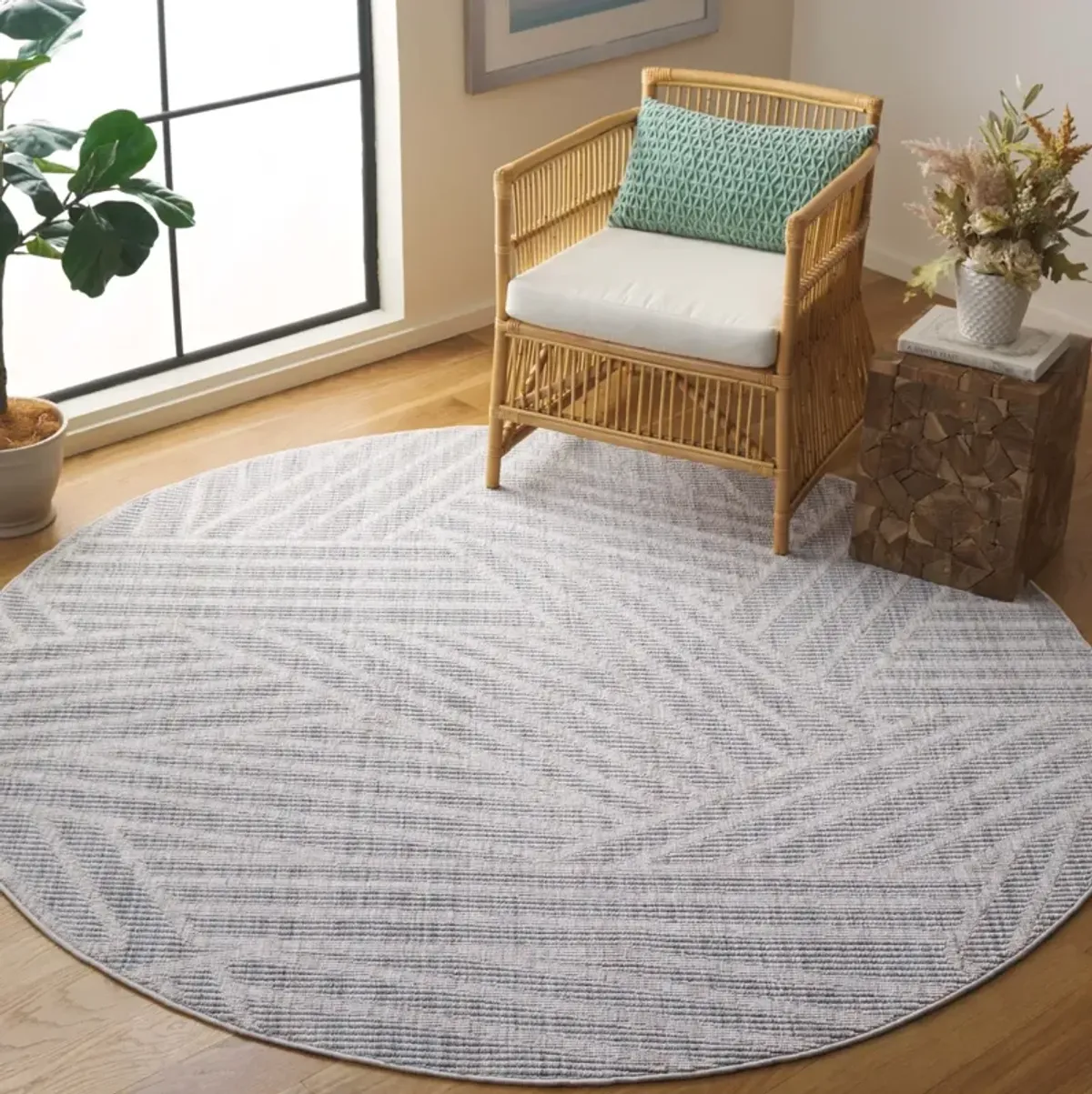 MSR1912 SERENITY GREY  6'-7' x 6'-7' Round Round Rug