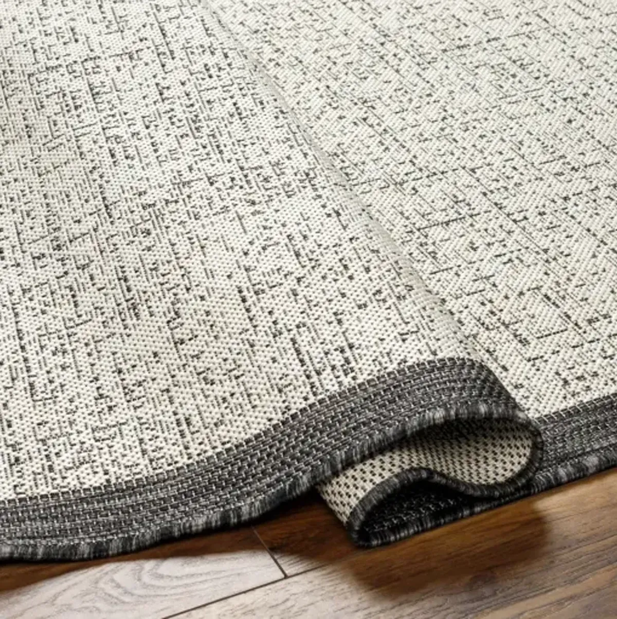 Ravello RVL-2381 5'3" x 7' Machine Woven Rug