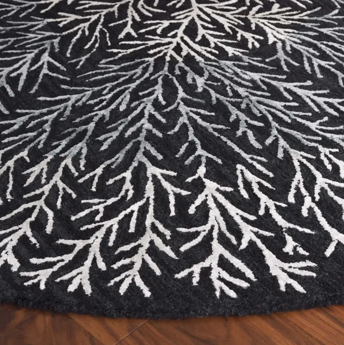 SOHO 257 BLACK  6' x 6' Round Round Rug