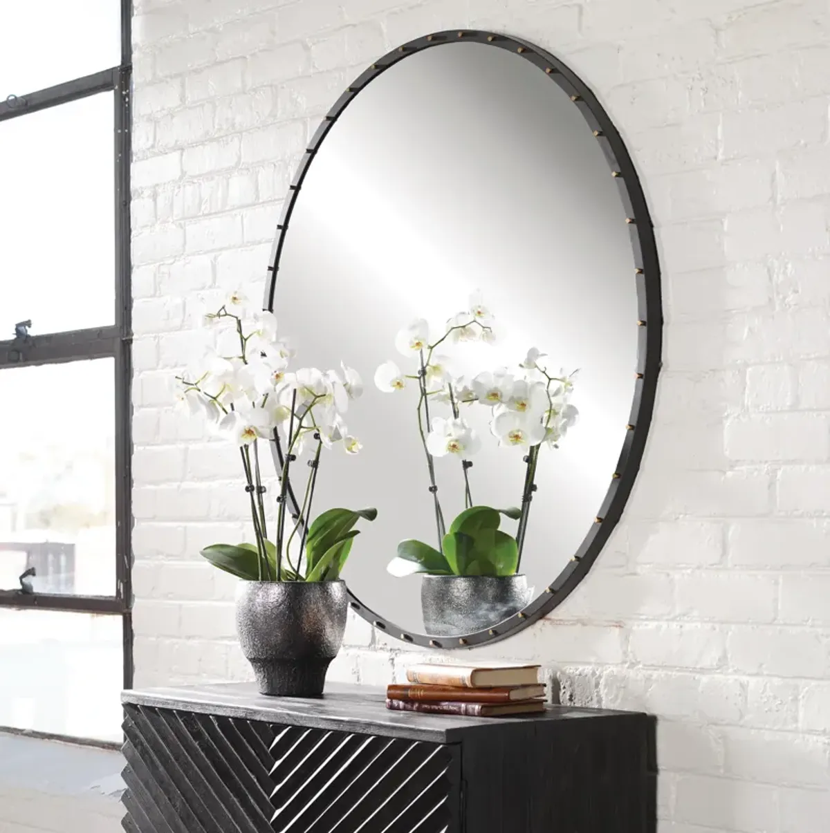 Benedo Round Mirror