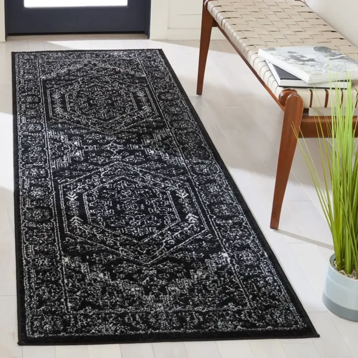 ADIRONDACK 108 BLACK  2'-6' x 14' Runner Rug