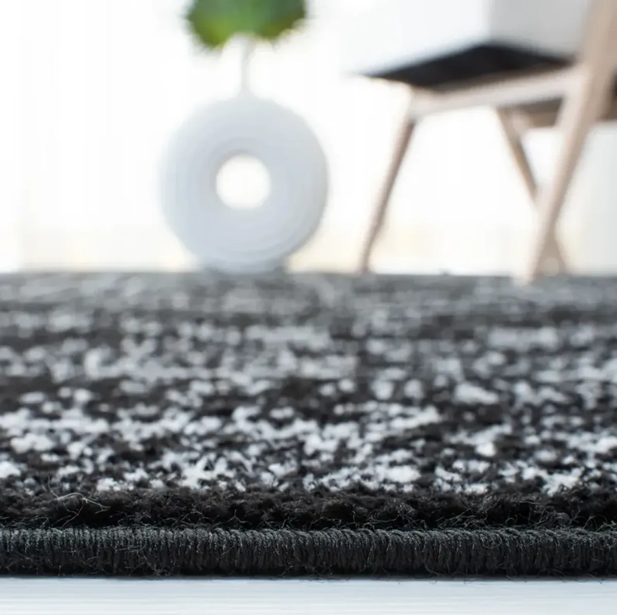 ADIRONDACK 108 BLACK  2'-6' x 14' Runner Rug