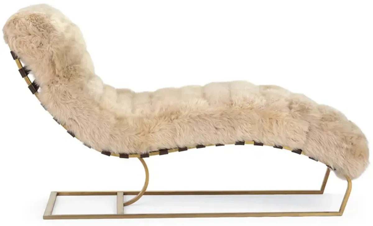 Siesta Chaise Lounge (Longhair Sheepskin)