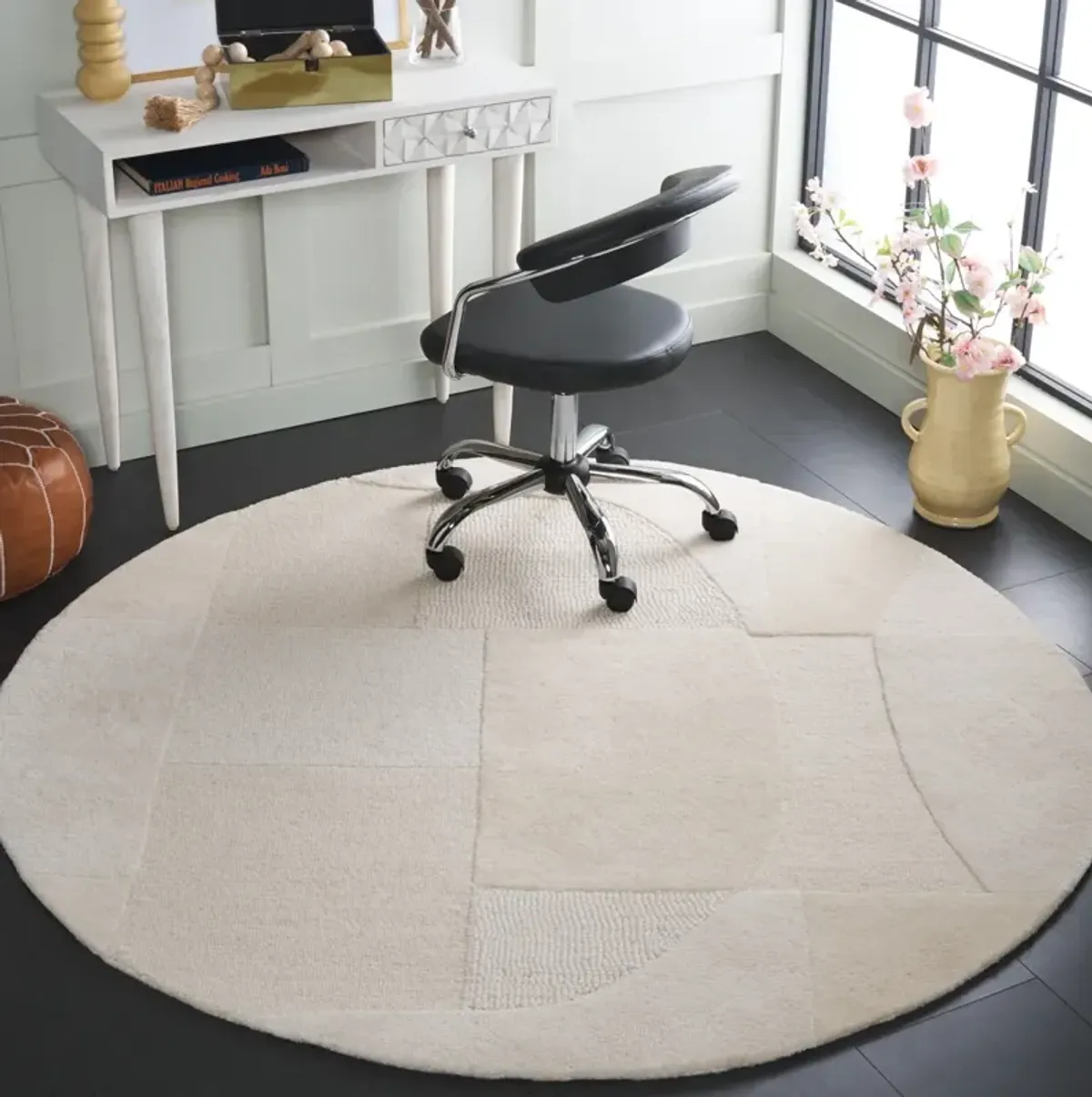 FIFTH AVENUE 351 IVORY 6' x 6' Round Round Rug